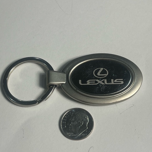 Lexua car dealership metro lexus keychain - Picture 2 of 3